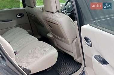 Минивэн Renault Scenic 2006 в 