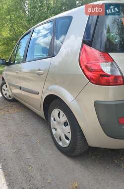Минивэн Renault Scenic 2006 в 