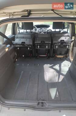 Минивэн Renault Scenic 2006 в 