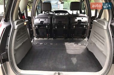 Минивэн Renault Scenic 2006 в 