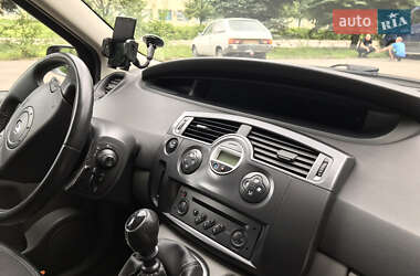 Минивэн Renault Scenic 2006 в 