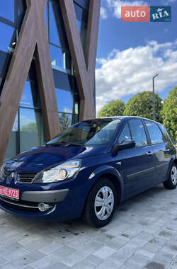 Минивэн Renault Scenic 2009 в 