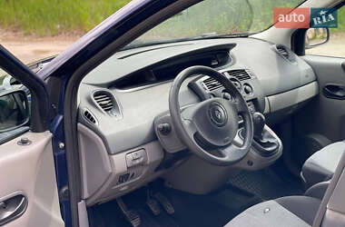 Минивэн Renault Scenic 2003 в 