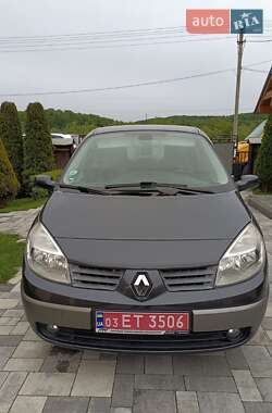 Минивэн Renault Scenic 2005 в 