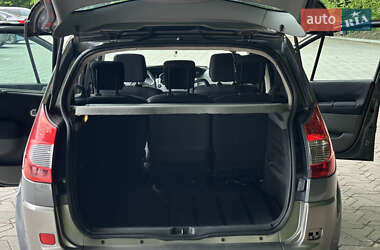 Мінівен Renault Scenic 2006 в 
