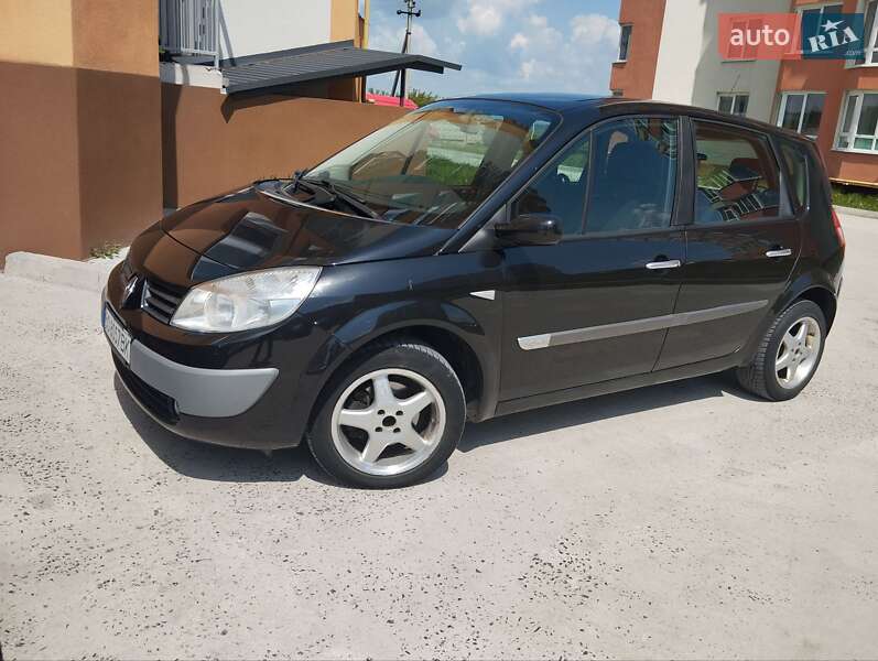 Минивэн Renault Scenic 2005 в 