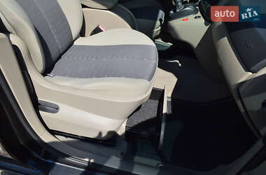 Минивэн Renault Scenic 2005 в 