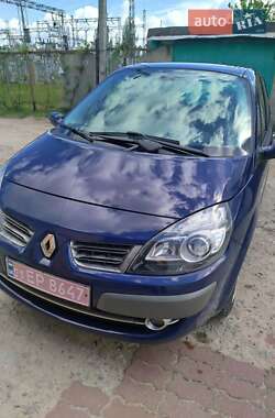 Минивэн Renault Scenic 2009 в 