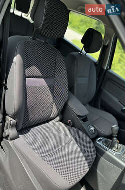 Мінівен Renault Scenic 2011 в 