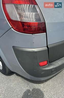 Минивэн Renault Scenic 2005 в 