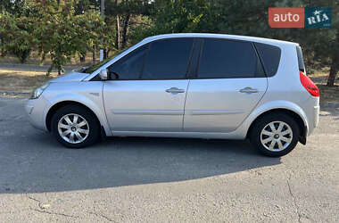 Минивэн Renault Scenic 2009 в 
