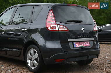 Минивэн Renault Scenic 2009 в 