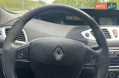 Минивэн Renault Scenic 2009 в 
