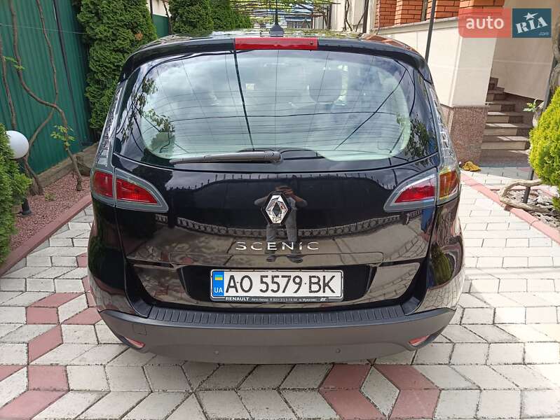 Минивэн Renault Scenic 2012 в Виноградове