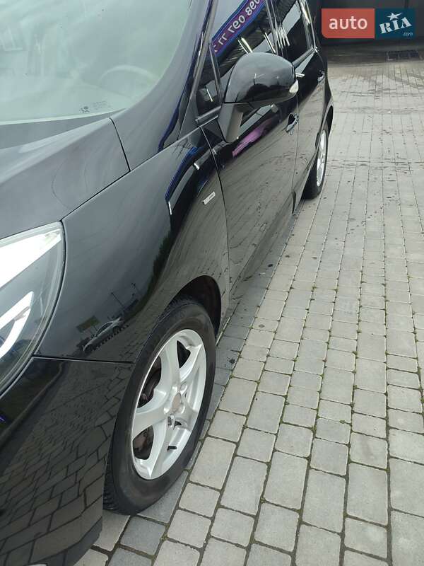 Минивэн Renault Scenic 2012 в Ивано-Франковске фото 2 Минивэн Renault Scenic 2012 в Ивано-Франковске