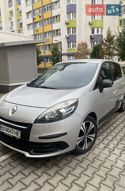Мінівен Renault Scenic 2012 в Красилові
