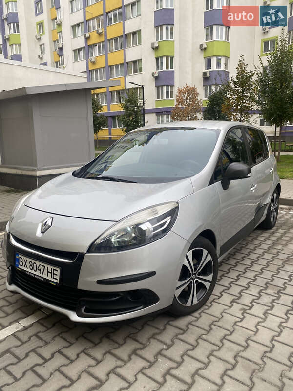 Renault Scenic 2012