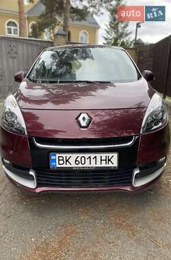 Мінівен Renault Scenic 2012 в Києві