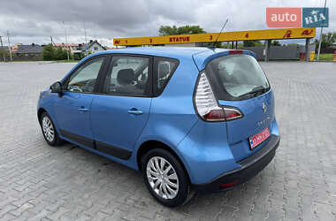 Мінівен Renault Scenic 2012 в 