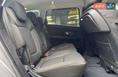 Минивэн Renault Scenic 2017 в 