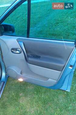 Минивэн Renault Scenic 2004 в 