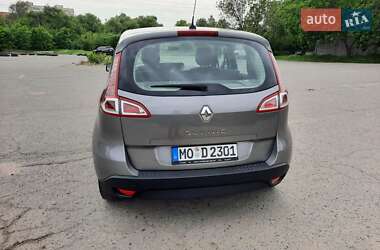 Мінівен Renault Scenic 2011 в 