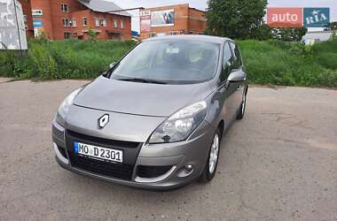 Мінівен Renault Scenic 2011 в 