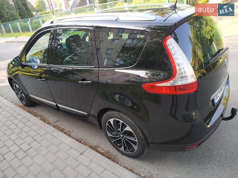 Минивэн Renault Scenic 2014 в Луцке