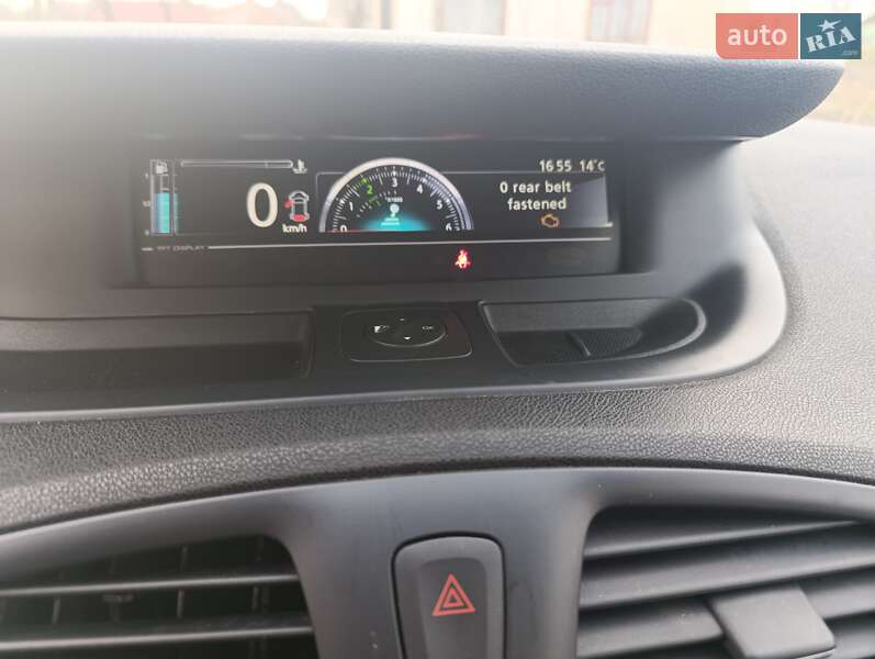 Минивэн Renault Scenic 2012 в Староконстантинове