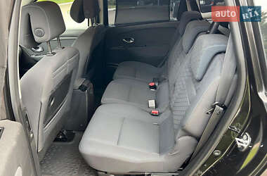 Мінівен Renault Scenic 2010 в 