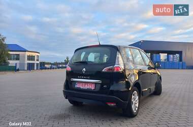 Минивэн Renault Scenic 2012 в 