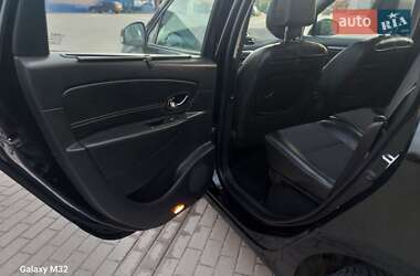 Минивэн Renault Scenic 2012 в 