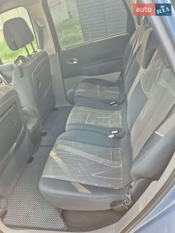 Мінівен Renault Scenic 2004 в Харкові