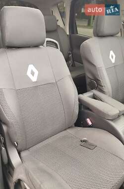 Минивэн Renault Scenic 2008 в 