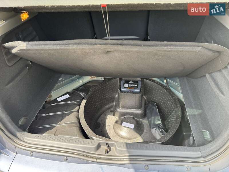 Минивэн Renault Scenic 2008 в Луцке