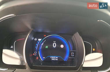 Минивэн Renault Scenic 2018 в 