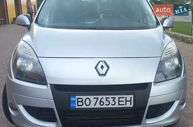 Мінівен Renault Scenic 2010 в Тернополі