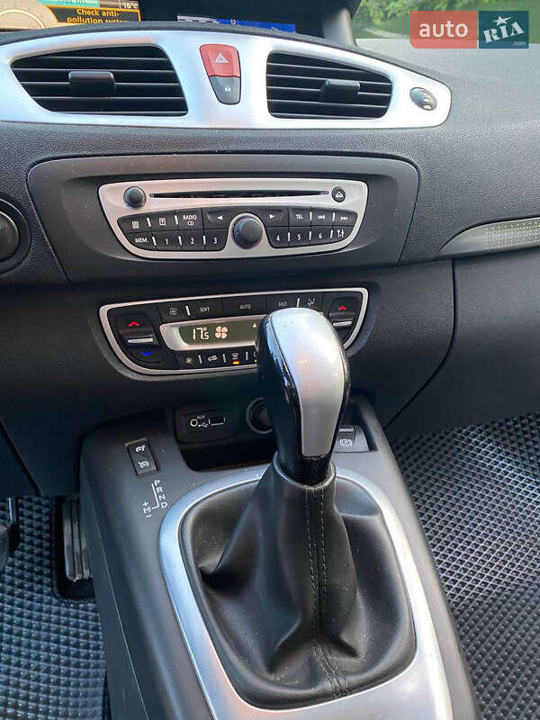 Мінівен Renault Scenic 2010 в Львові