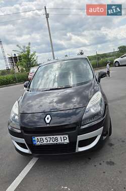 Минивэн Renault Scenic 2009 в 