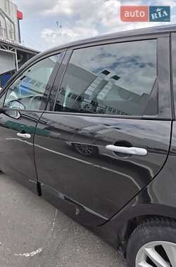 Минивэн Renault Scenic 2009 в 