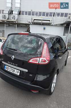 Минивэн Renault Scenic 2009 в 