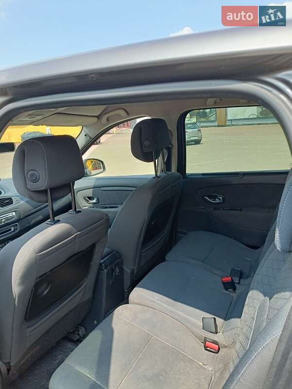 Мінівен Renault Scenic 2010 в Житомирі