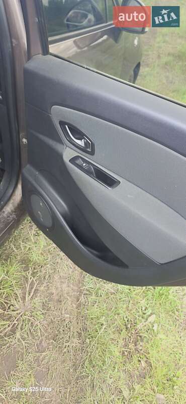 Минивэн Renault Scenic 2011 в Шепетовке фото 4 Минивэн Renault Scenic 2011 в Шепетовке