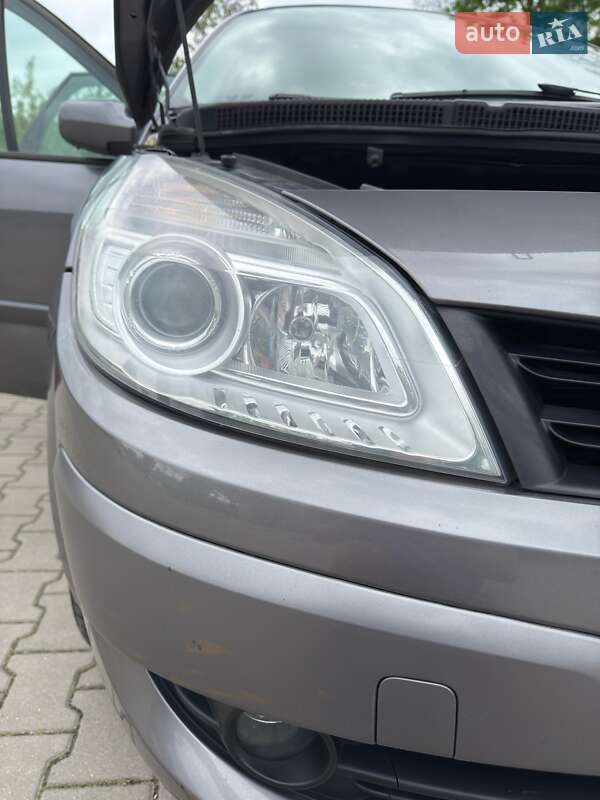 Мінівен Renault Scenic 2008 в Чернігові