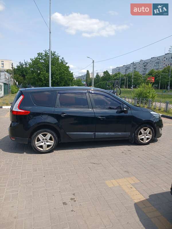 Мінівен Renault Scenic 2012 в Харкові