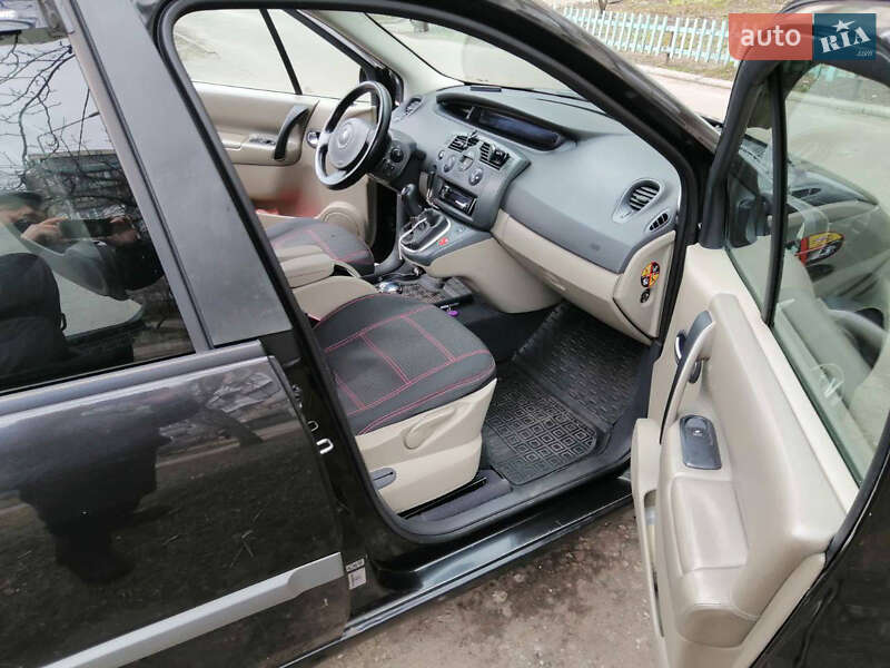 Минивэн Renault Scenic 2007 в Киеве