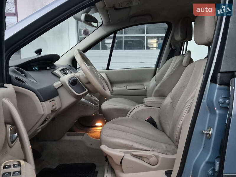Мінівен Renault Scenic 2006 в Луцьку