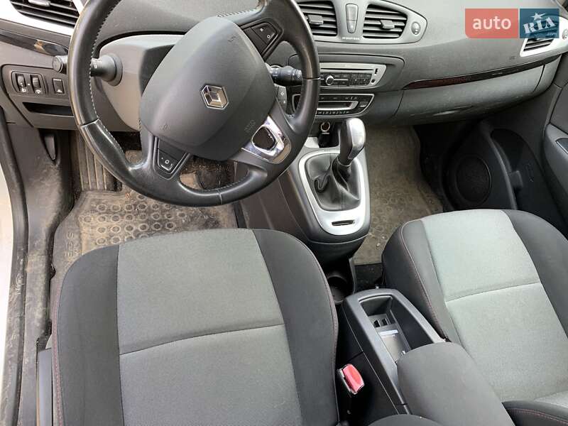 Мінівен Renault Scenic 2013 в Луцьку