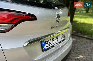 Минивэн Renault Scenic 2016 в 