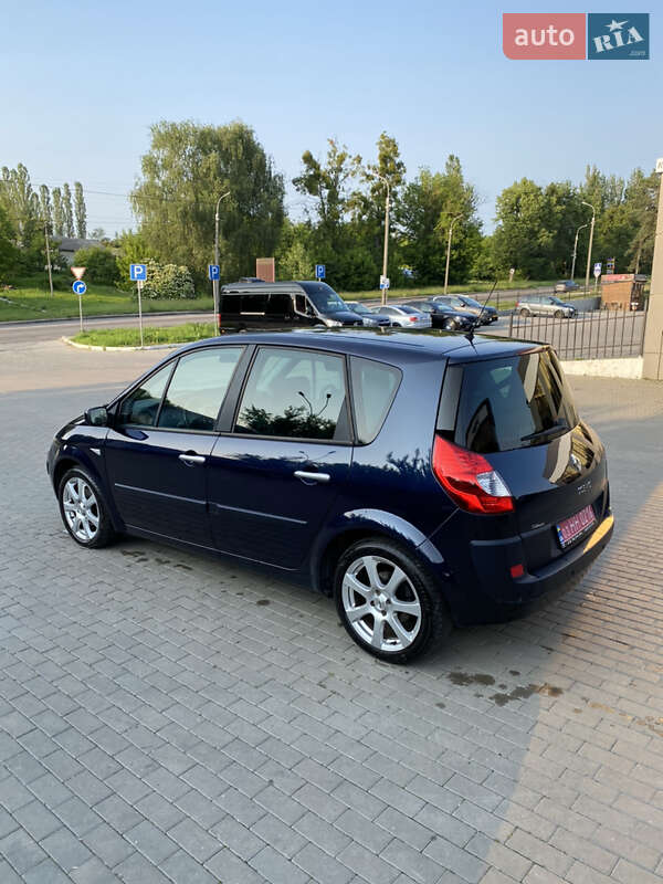 Минивэн Renault Scenic 2009 в Ровно